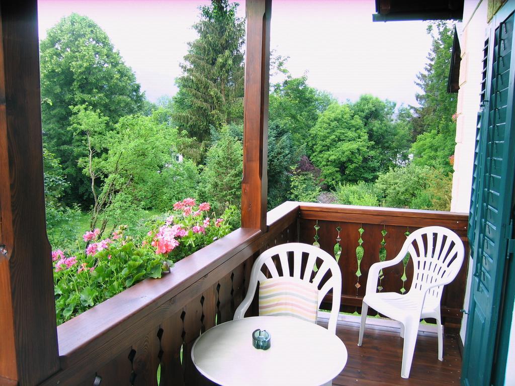Gaestehaus Sonnenwinkel - Villa Roesler Saint Wolfgang Rom bilde