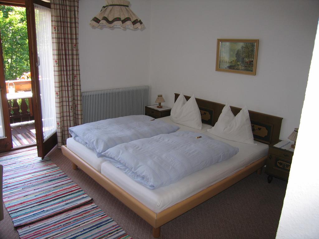 Gaestehaus Sonnenwinkel - Villa Roesler Saint Wolfgang Rom bilde